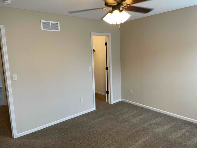 Building Photo - 3211 Yankee Tank Ln