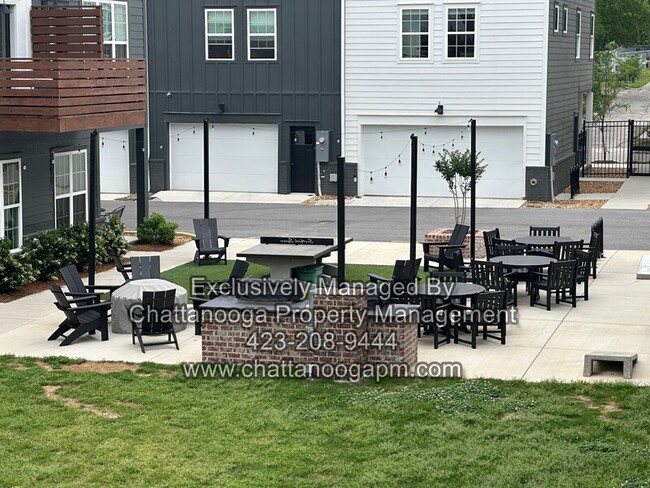 Building Photo - 1480 Chatt City Wy