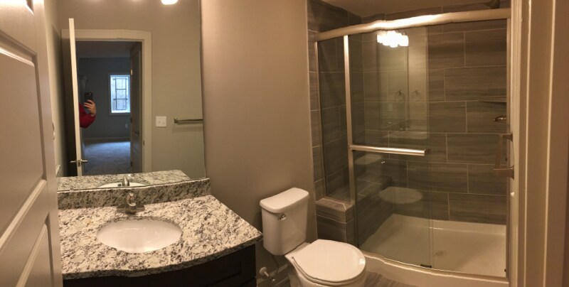 Building Photo - 15828 Valley View Dr
