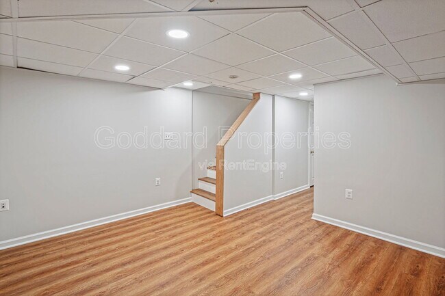 Building Photo - 47 S Hawthorne Rd