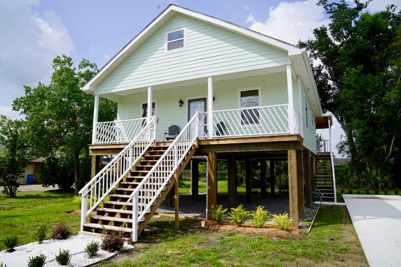 Building Photo - 619 Woodside Dr