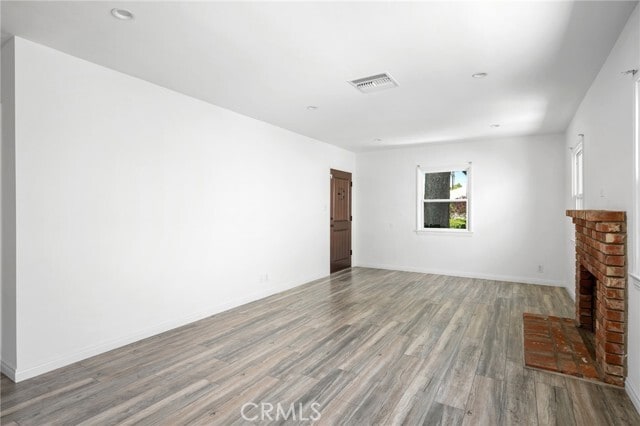 Building Photo - 6438 Densmore Ave