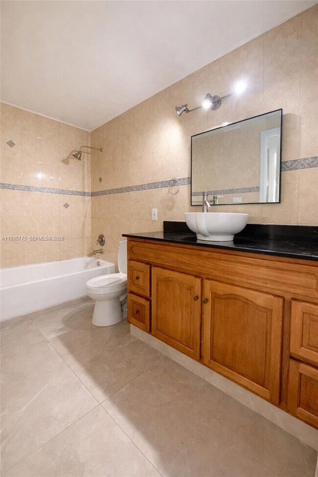 Building Photo - 10581 SW 155th Ct