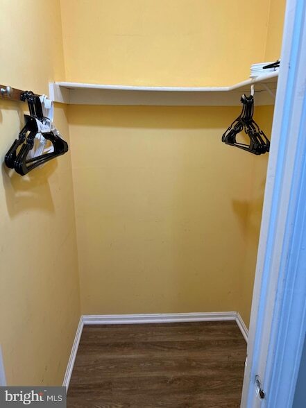 Building Photo - 12211 Stevenson Ct