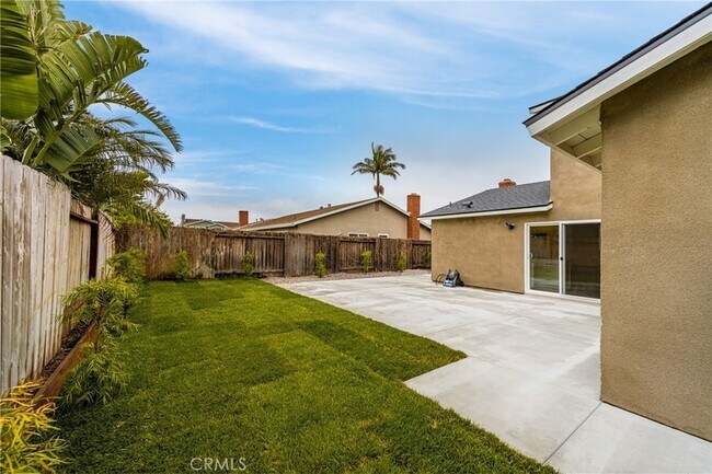 Building Photo - 9282 Winterwood Cir