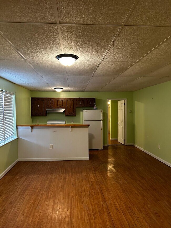 Building Photo - 59 Price St