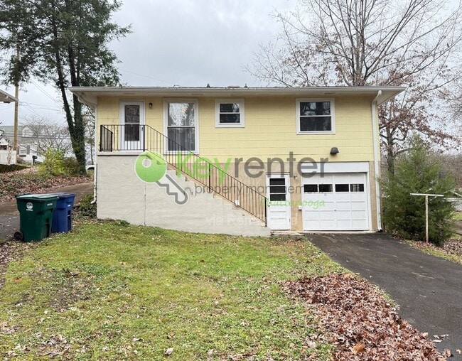 Building Photo - 1010 Summer St