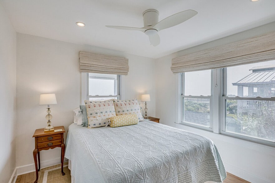 Building Photo - 1718 S Fletcher Ave