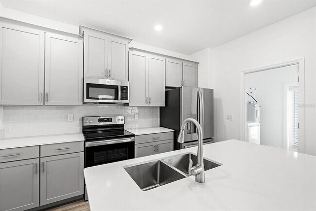 Building Photo - 3039 Ella Wy