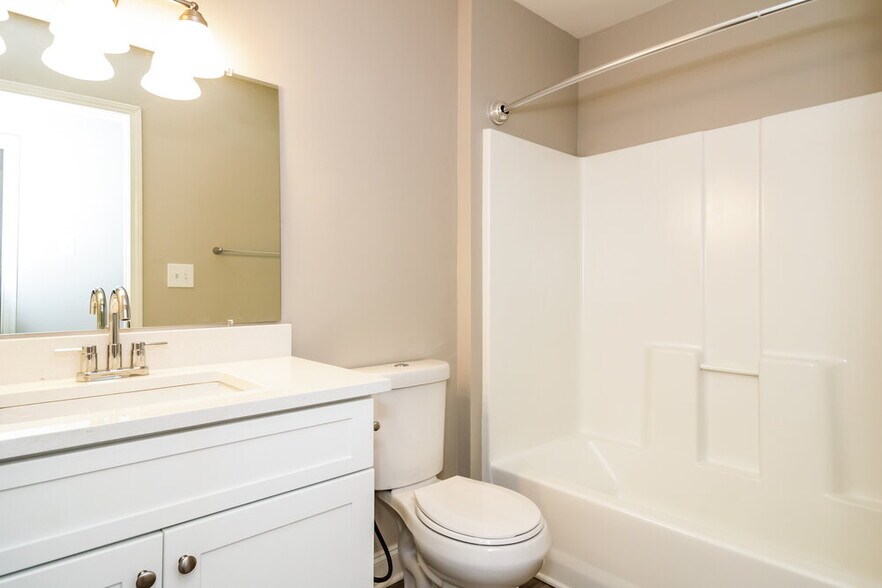 Building Photo - 2538 Rock Creek Ct