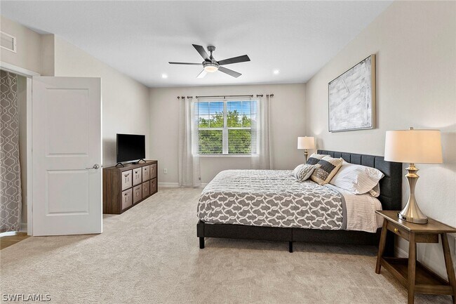 Building Photo - 172 Indies Dr E