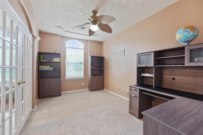 Building Photo - 4426 Park Bend Dr