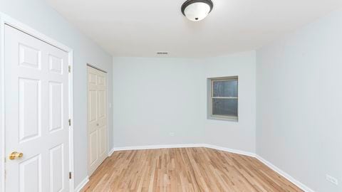 Building Photo - 6136 N Mozart St