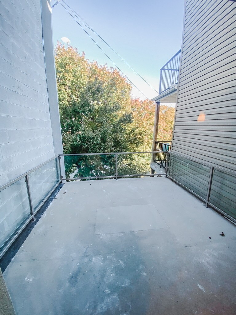 Building Photo - 1413 Anchor St