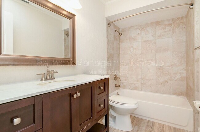 Building Photo - 1096 Azalea Ln