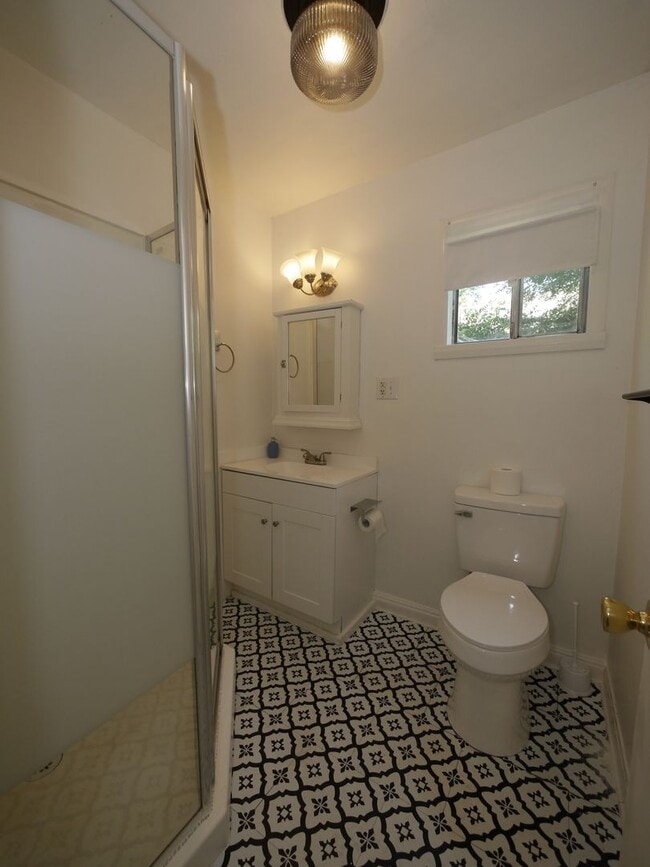 Building Photo - Remodeled 115 year old home in quite area of Ione.