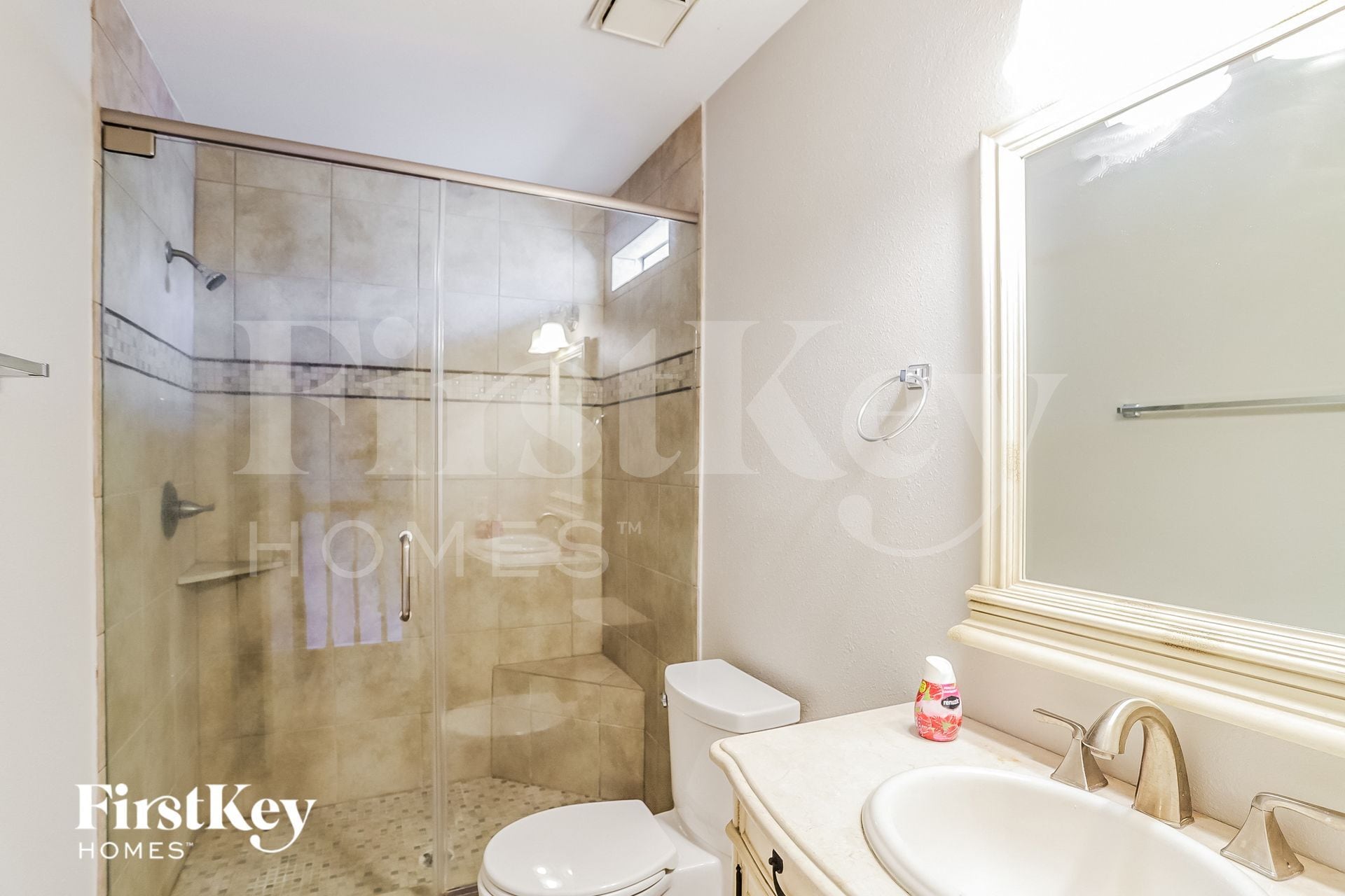 Building Photo - 6713 Queensclub Dr