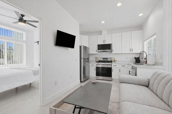 Building Photo - 2197 Jacques Dr