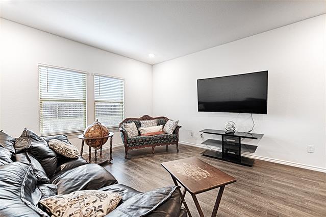 Building Photo - 1401 Old Trl Rd