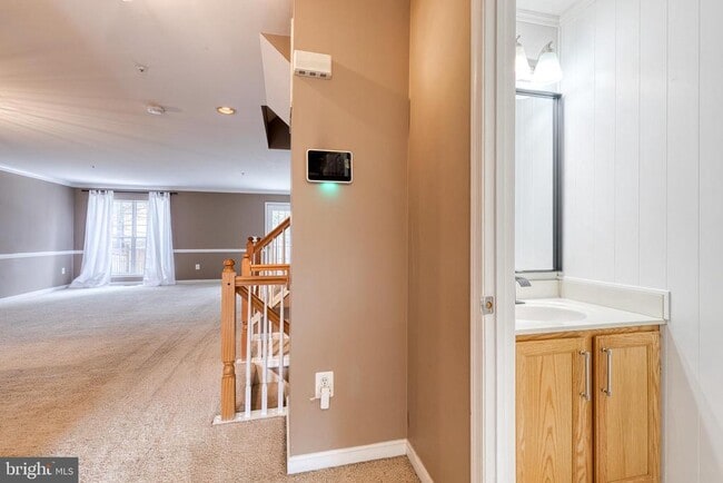 Building Photo - 10820 Sherwood Hill Rd