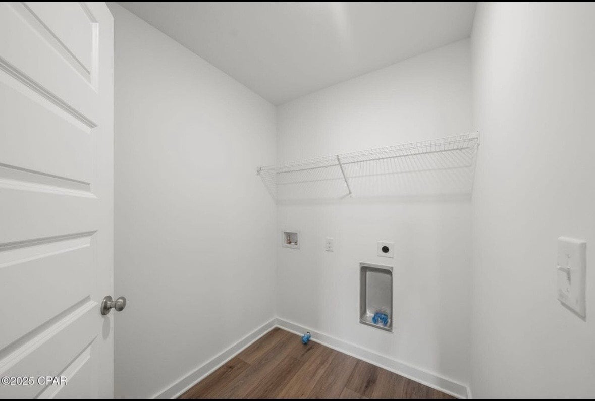 Building Photo - 5876 Tyndall Pl
