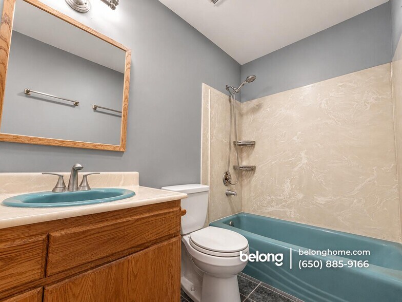 Building Photo - 606 Fairhaven Way