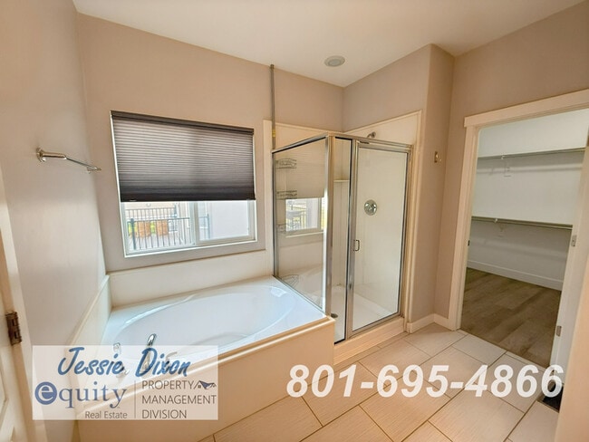 Building Photo - 1369 Carriage Chase Dr