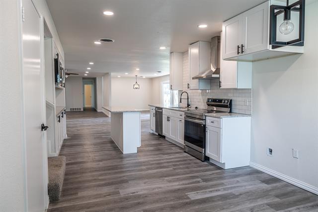 Building Photo - 6070 Wonder Dr