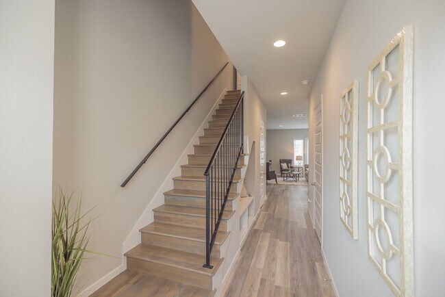Building Photo - BRAND NEW LUXURY 3 BEDROOM 2.5 BATH TOWNHO...