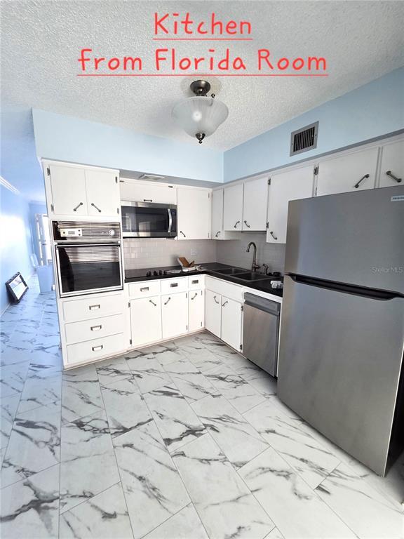 Building Photo - 2311 Brisbane St