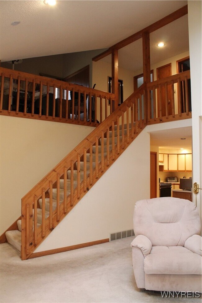 Building Photo - 16 Bluebird Ln