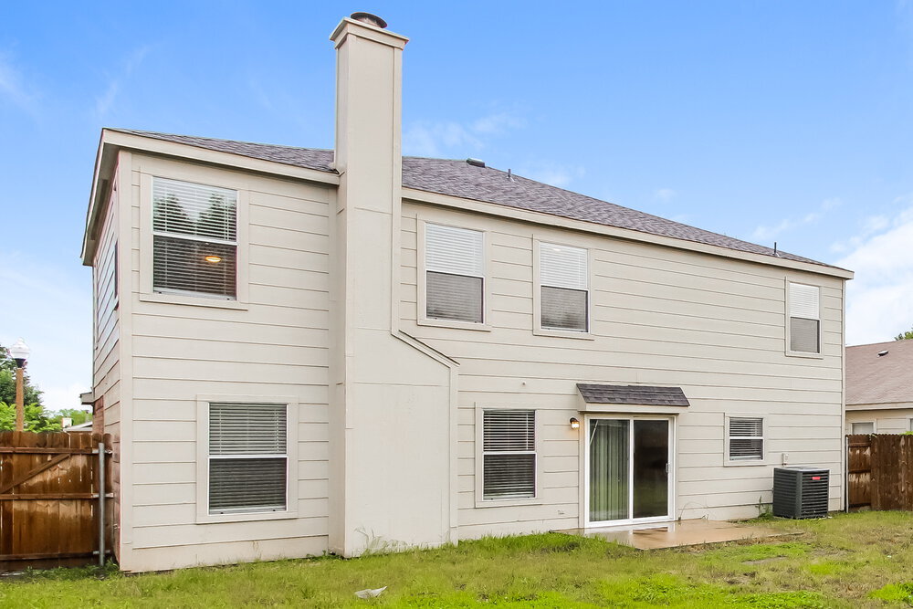 Building Photo - 1104 Beechwood Dr