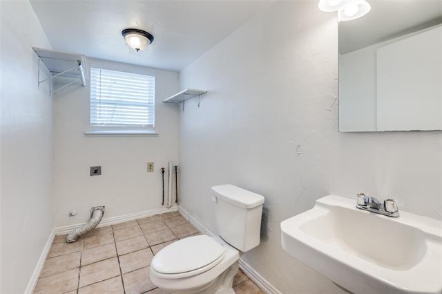Building Photo - 14423 Sunrose Ln