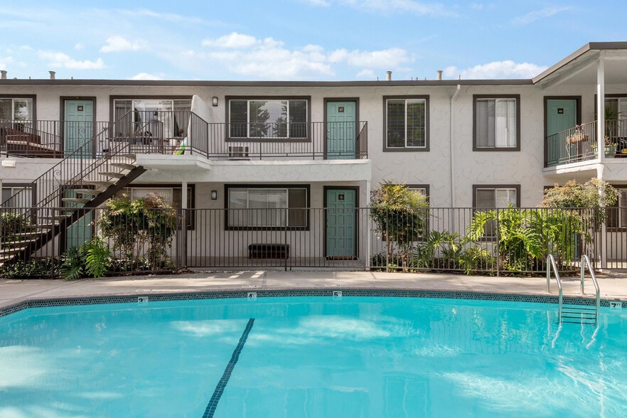 Primary Photo - Cielo