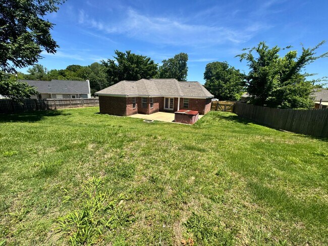 Building Photo - Beautiful 3 Bedroom, 2 Bathroom home located in the heart of Munford!