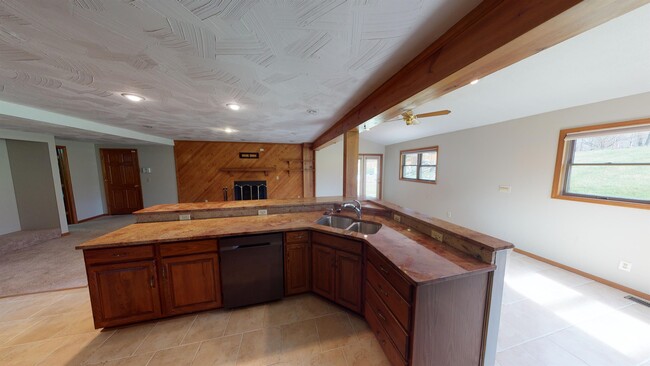 Building Photo - 3922 Ridgedale Dr