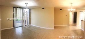 Building Photo - 2 br, 2 bath  - Grand Marquis