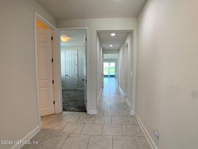 Building Photo - 1499 Tropical Pine Cove
