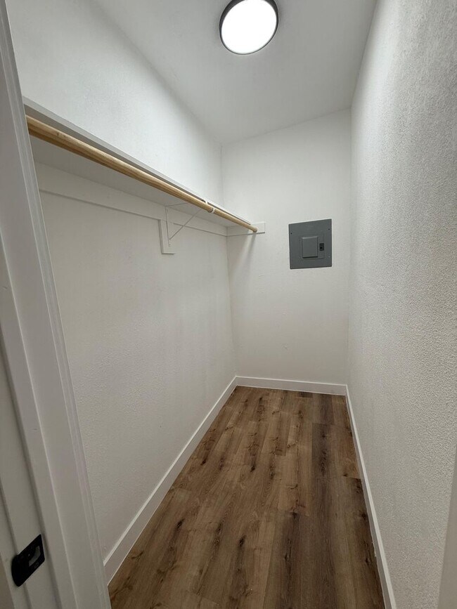 Building Photo - Gorgeous all renovated Home in Pasadena, TX!.