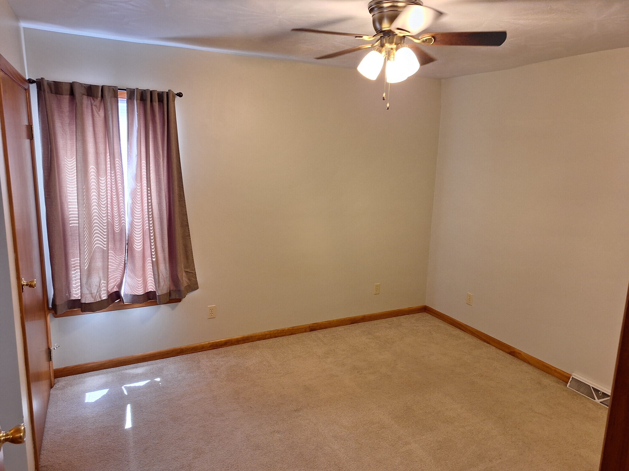 Bedroom - 220 Central Ave