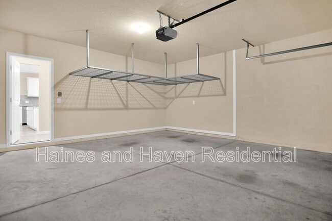Building Photo - 1042 Michelangelo Ln
