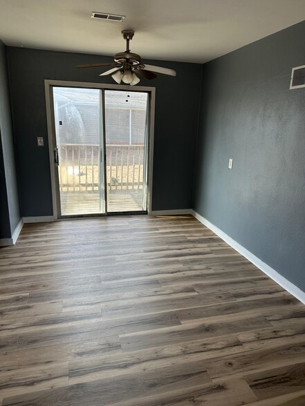 Building Photo - 4015 N Laramie St