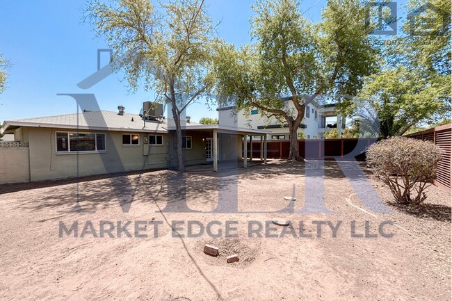Building Photo - 3Bed/2Bath House in Central Scottsdale! $1...