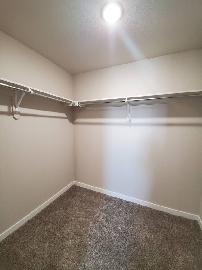 Building Photo - 1721 Westward Cir