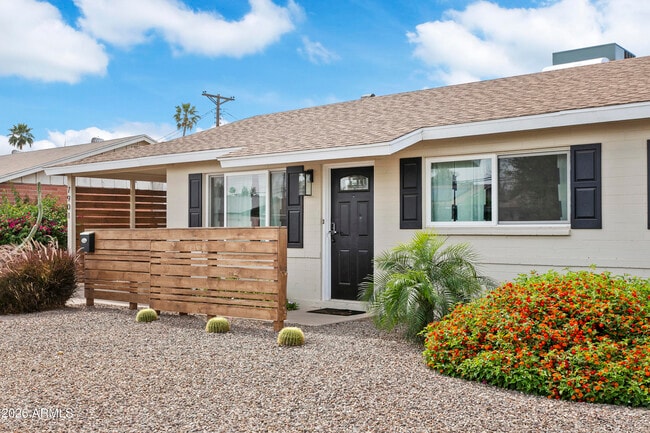 Building Photo - 7901 E Loma Land Dr