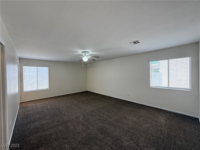 Building Photo - 5921 Forest Creek Rd