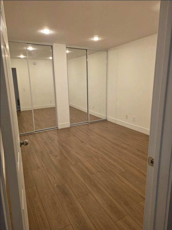 Building Photo - 21500 Burbank Blvd