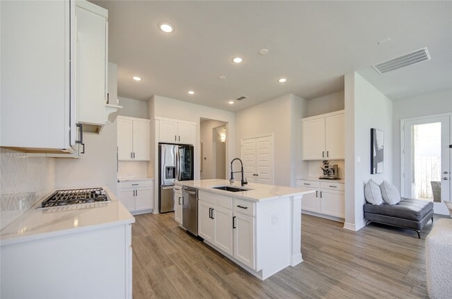 Building Photo - 4110 Sherman Oak Ln