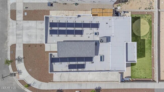 Building Photo - 930 Bicknor Pl