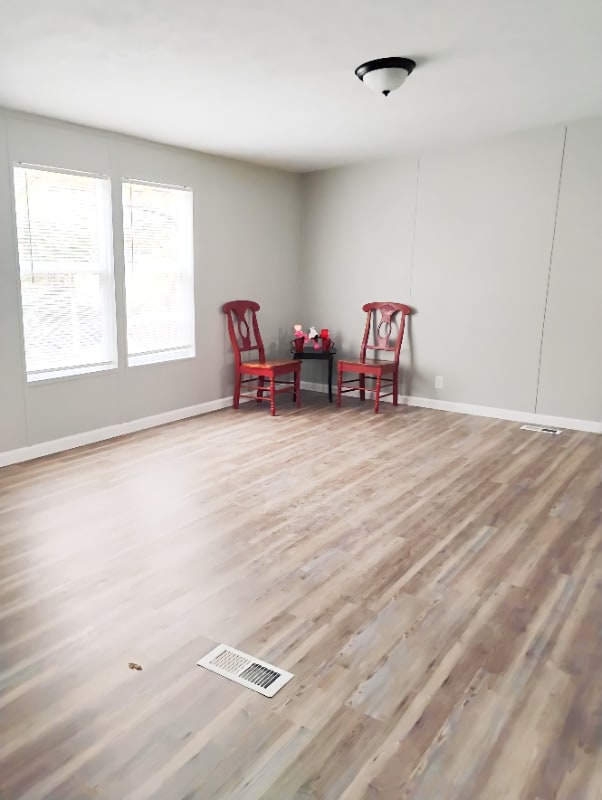 Building Photo - 138 Rainbow Dr